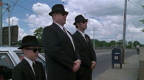 REVIEW: Blues Brothers 2000 (1998) – FictionMachine