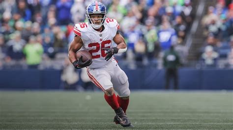 Saquon Barkley takes off for 15-yard run | Giants vs. Seahawks Highlights