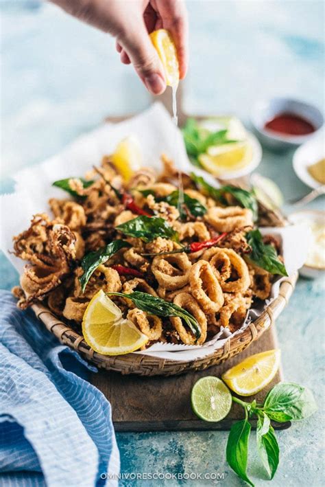 Salt and Pepper Squid (椒盐鱿鱼) | Omnivore's Cookbook