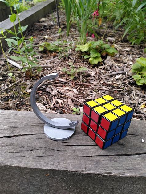 Rubik’s Cube 3D Printed Stands – nootrix
