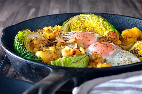 Vegetarian Skillet Cabbage and Potato Bake - Krumpli