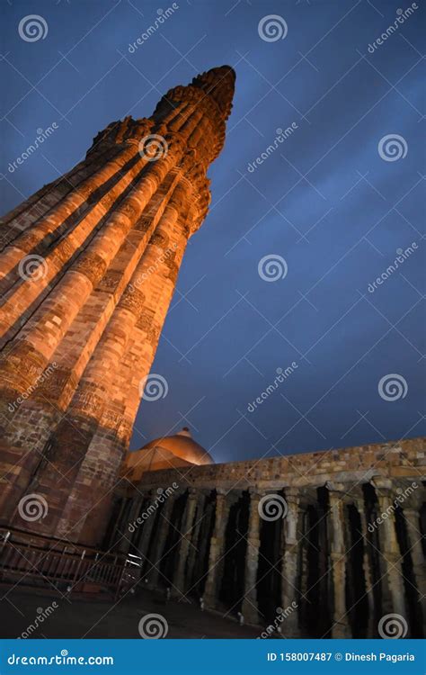 The Qutub MInar, Delhi NIght View Stock Image - Image of qutub, minaret ...