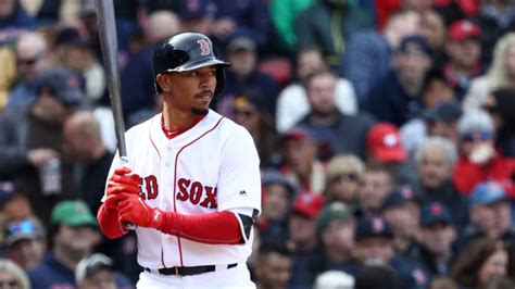 Red Sox: Mookie Betts home run only his second at Fenway Park in 2017