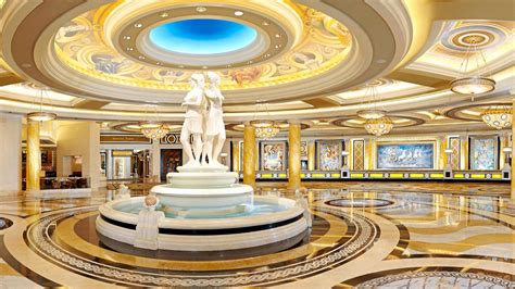 Caesars Palace – Hotel Review | Condé Nast Traveler