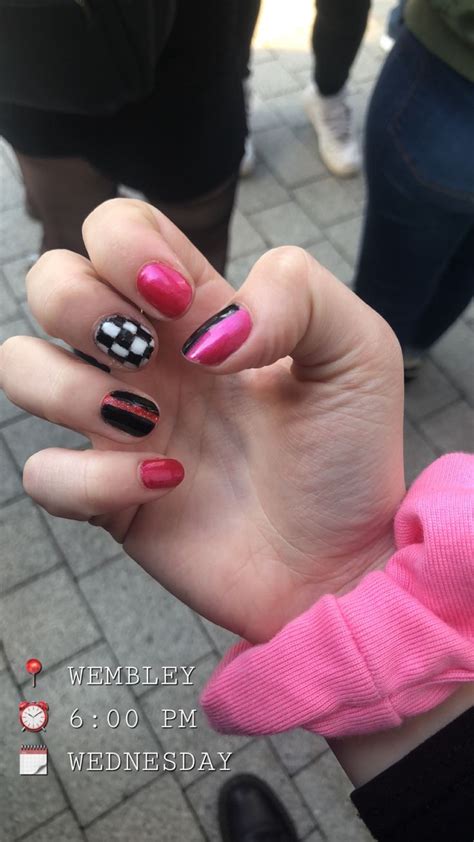 blackpink nails 🖤💖 | Cute nail art, Nail art, Nails