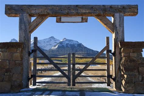 Download Colorado Ranch With Wooden Gate Stock Image - Image of desert, outdoors: 18666119 ...