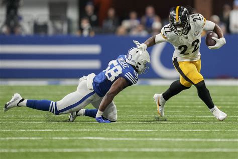 NFL: Steelers stave off Colts' rally to dent faint playoffs hopes