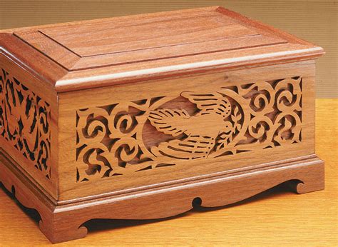 Scroll-Sawn Jewelry Box | Woodworking Project | Woodsmith Plans