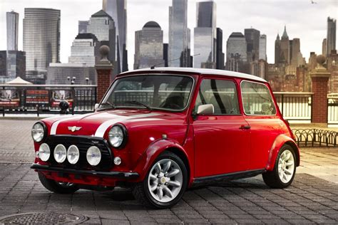 Mini Cooper clássico ganha motor elétrico - Automais