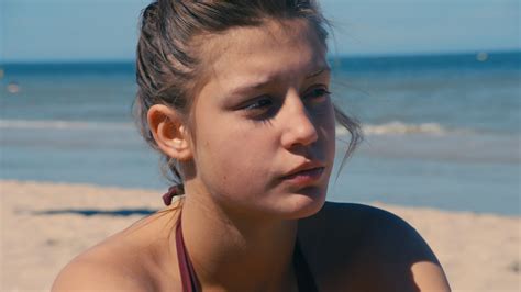 Adele Exarchopoulos as Adele in La vie d'adele / Blue Is the Warmest ...