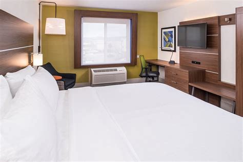 HOLIDAY INN EXPRESS SIERRA VISTA, AN IHG HOTEL $161 ($̶2̶4̶8̶) - Updated 2023 Prices & Reviews - AZ