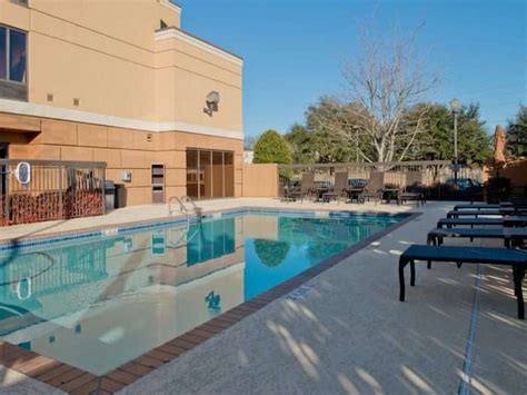 Russell Inn & Suites - Starkville, Mississippi's College Town