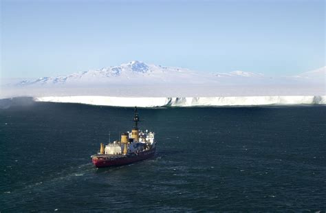 Multimedia Gallery - Research on Iceberg B-15A (Image 6) | NSF ...