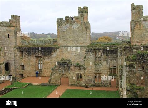 Interior of bodiam castle hi-res stock photography and images - Alamy