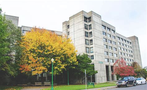 The Ultimate Ranking Of Freshman Dorms at The University of Oregon - Society19