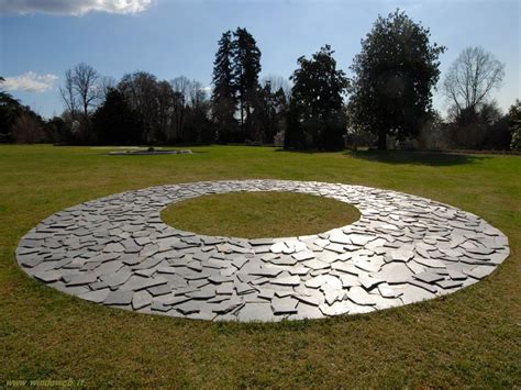 foto_popart_005_Richard_Long Richard Long, Land Art, Andy Goldsworthy, Stonehenge, Garden Paths ...