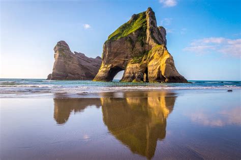 Rock Formations on Wharariki Beach, New Zealand Stock Image - Image of archway, cliff: 132175547