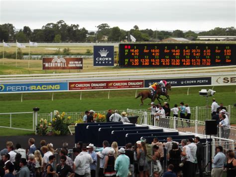 Observations in an undemocratic world: The Perth Cup - a big day out