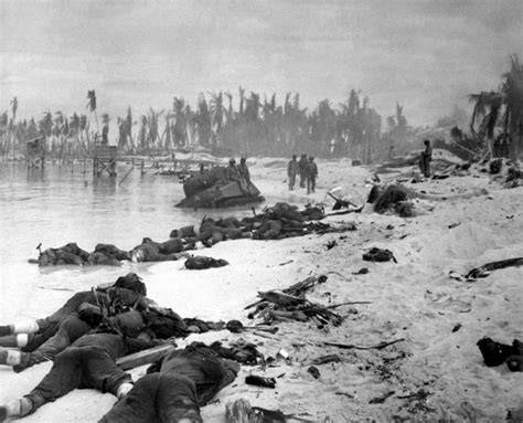 The Bloody Battle of Tarawa in 20 extraordinary photos - U.S. News ...