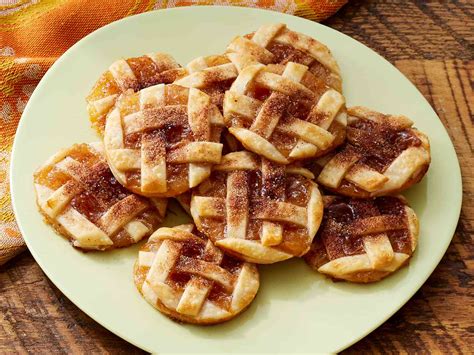 These Caramel Apple Pie Cookies Taste Just Like Fall