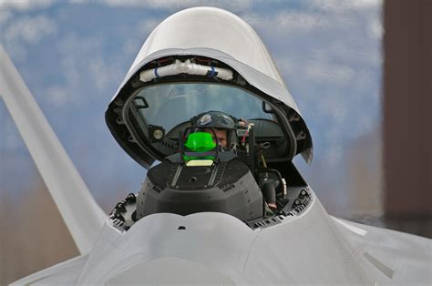 Becoming an Air Force pilot: a worthwhile challenge > Joint Base Elmendorf-Richardson > Articles