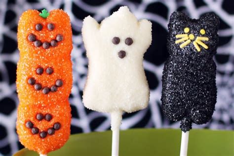 Chocolate Covered Peeps Pops & A Halloween Peeps Giveaway - Love From The Oven