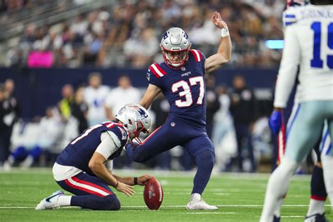 Patriots Kicker Chad Ryland Misses Five Straight Field Goals In Warmups - The Spun