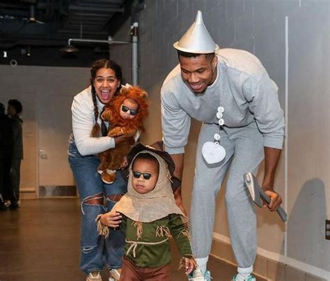 Giannis Antetokounmpo Family: Wife, Kids, Brothers, Parents - BHW