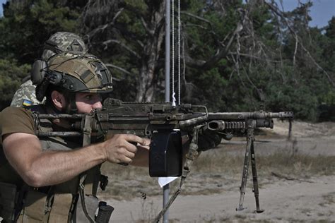 Meet the terrifying new tactical machine gun system Ukraine is testing