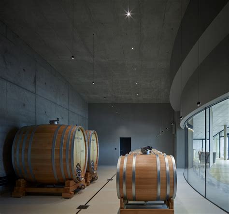 Gurdau Winery by Aleš Fiala - 谷德设计网