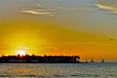 days of dream: mallory square sunset