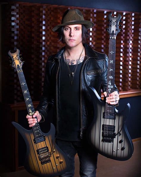 dancingdead-avengers | Synyster gates, Avenged sevenfold, Zacky vengeance