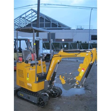 AGT INDUSTRIAL H15 OPEN CAB MINI EXCAVATOR - Dodds Auction