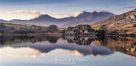 A Snowdonia Landscape With Beautiful Light Wins 'Photo Of The Week' Accolade | ePHOTOzine