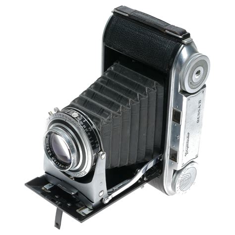 Voigtlander Bessa II 120 Rollfilm Folding Camera Color-Heliar 3.5/105 Lens - Vintage Lens ...