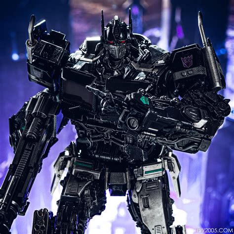 Nemesis Prime : Nemesis Prime DLX Scale Collectible Figure (Limited ...