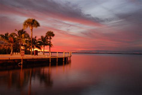 S Dixie Hwy, Key Largo, FL, USA Sunrise Sunset Times