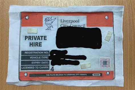 Driver displaying a FAKE PAPER PHV licence plate sparks FRAUD concerns in Liverpool City Centre