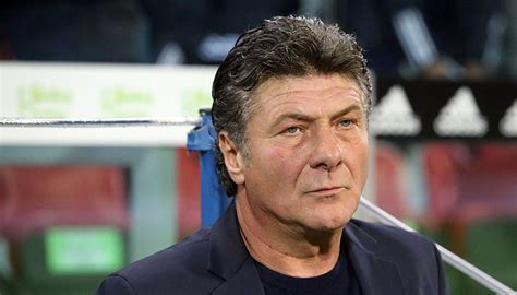 Champions, Napoli: Walter Mazzarri does not hide his bitterness ...