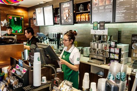 Starbucks providing baristas with active shooter training