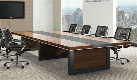 'Lexon' 16 Feet Boardroom Table In Walnut Veneer & Leather | Boardroom table, Conference table ...