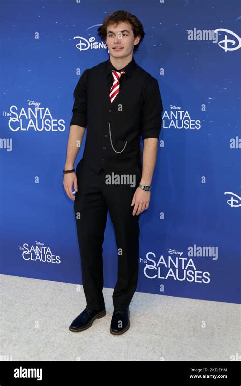 LOS ANGELES - NOV 6: Austin Kane at The Santa Clauses Premiere ...