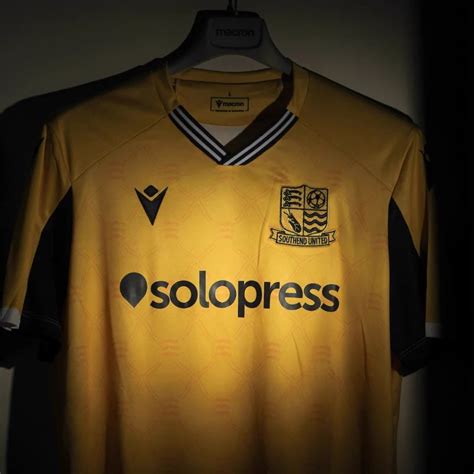 Southend United 2023-24 Away Kit