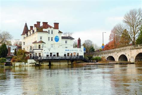 Thames Riviera Hotel will not be turned into flats after appeal is ...