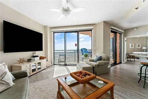 Great amenities, Luxurious 3B Beachfront unit~ SeaChase 704C - Orange ...