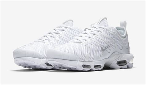 Nike Air Max Plus Triple White - Sneaker Bar Detroit