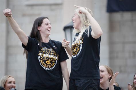 Hawkeye fans gather to celebrate 'Iowa Women's Basketball Team Day ...