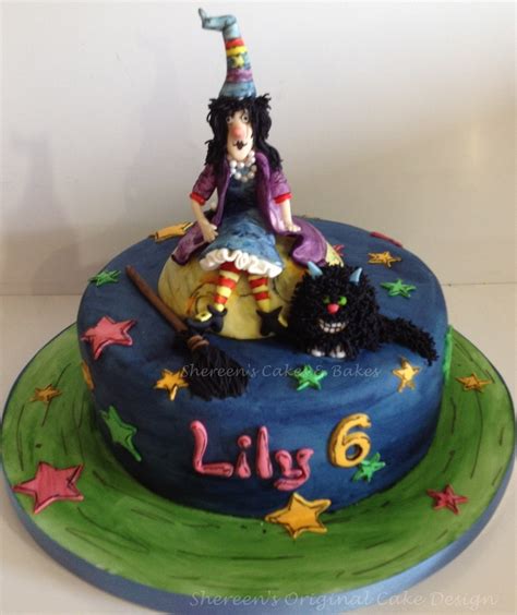 Winnie The Witch & Wilbur - CakeCentral.com