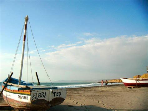 Lobitos - Surfer's Paradise Peru