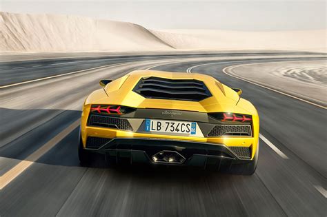 First Look: 2017 Lamborghini Aventador S | Automobile Magazine